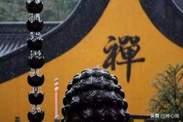 寺庙里看相算命的准吗？（寺庙门口算命的准吗）