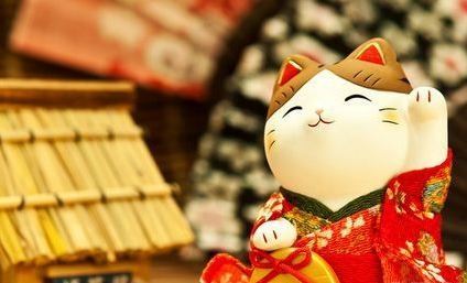 八字中有两柱一模一样（月柱和时柱神煞一模一样）